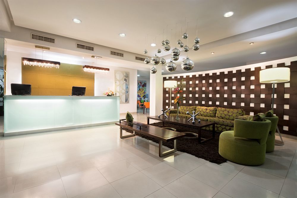 Hotel Express Mexico Plaza Irapuato Dış mekan fotoğraf