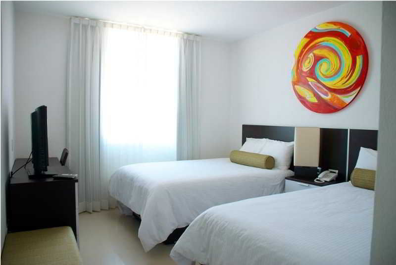 Hotel Express Mexico Plaza Irapuato Dış mekan fotoğraf