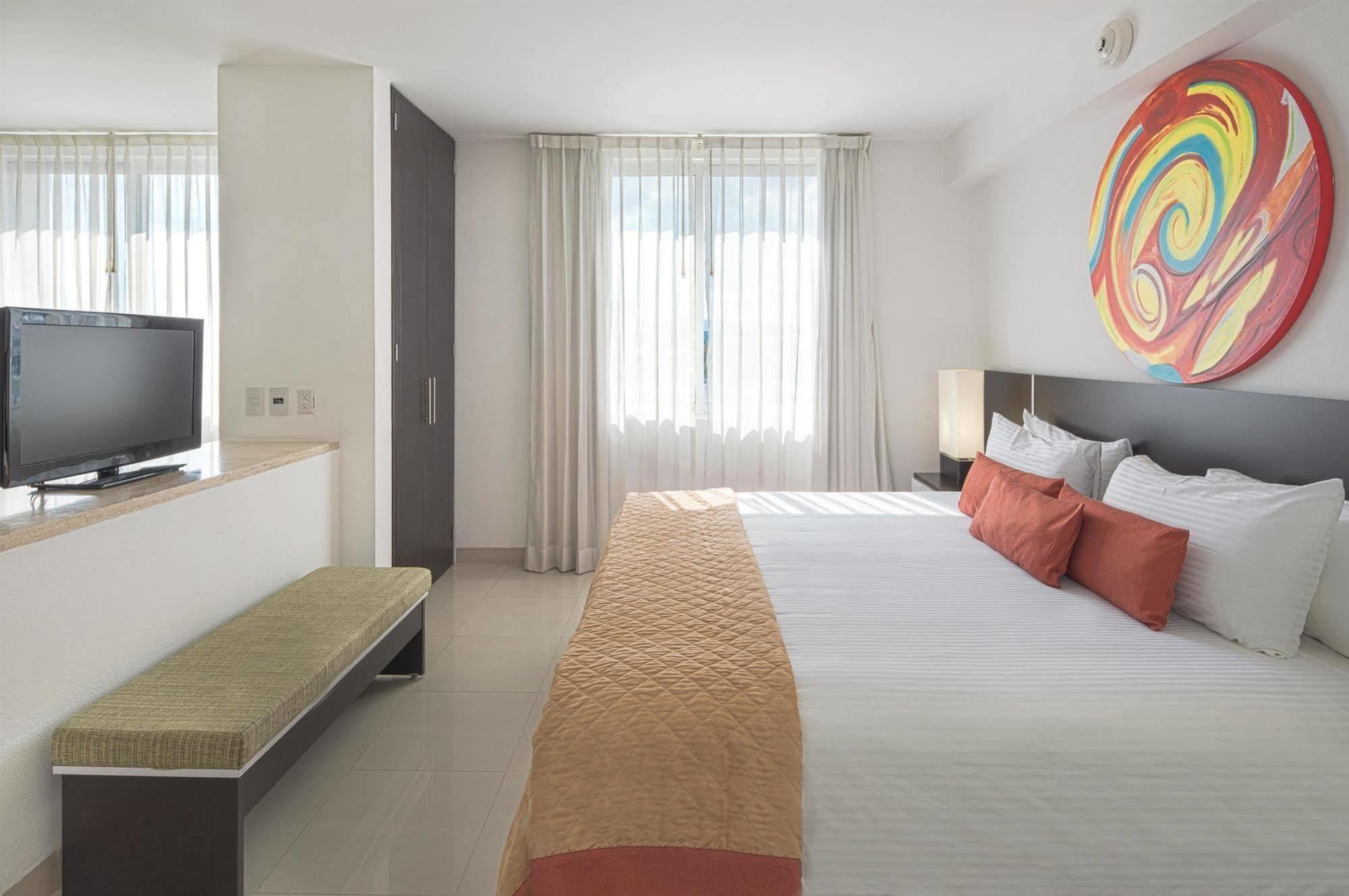 Hotel Express Mexico Plaza Irapuato Dış mekan fotoğraf